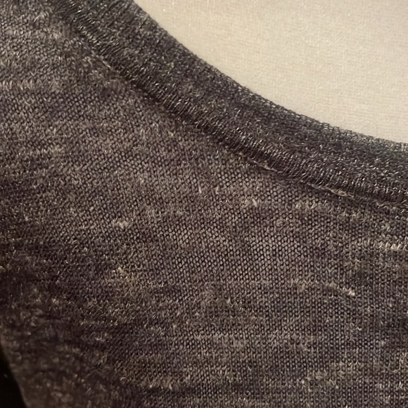 JCrew women’s tunic sweater.  Great condition - Picture 3 of 5